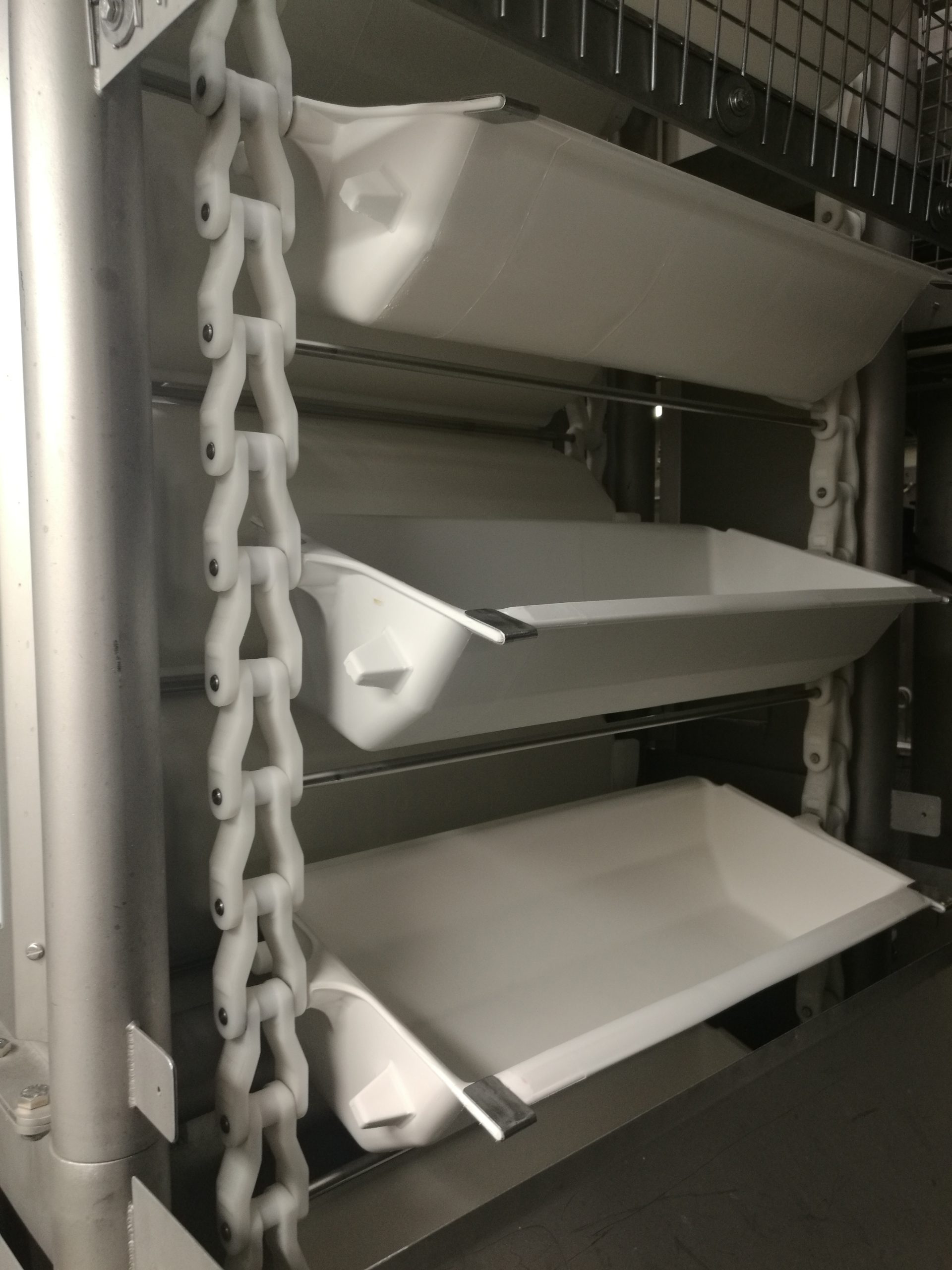 bucket elevtor-2
